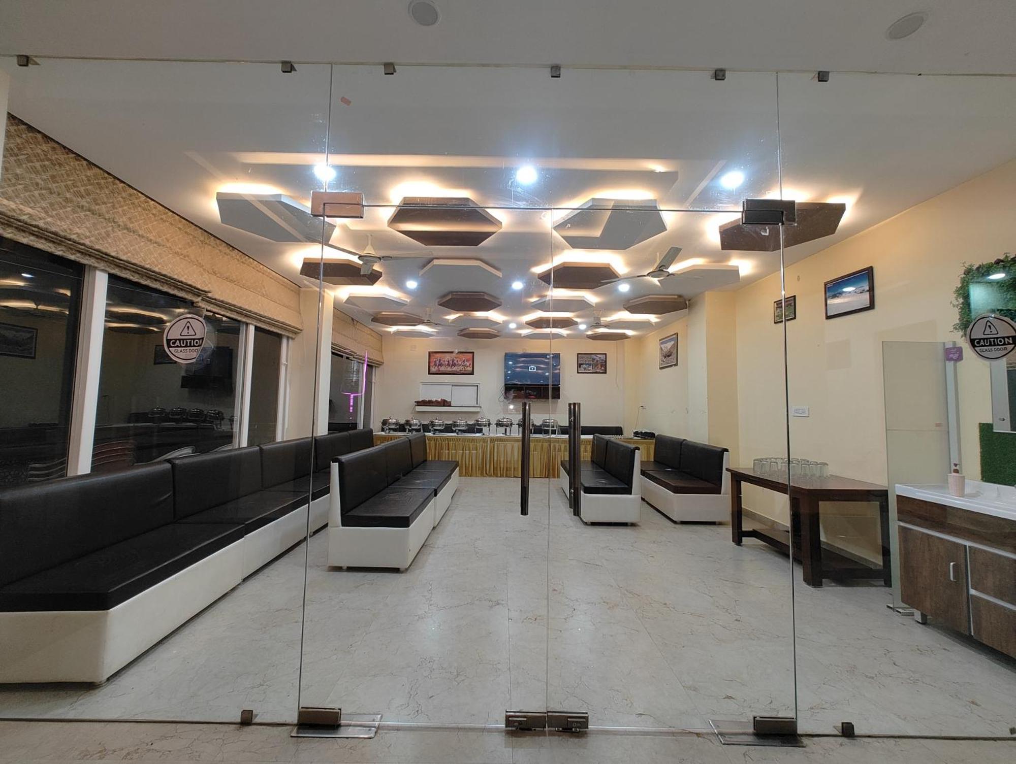 Uttarkāshi Hotel Anantam Residency מראה חיצוני תמונה